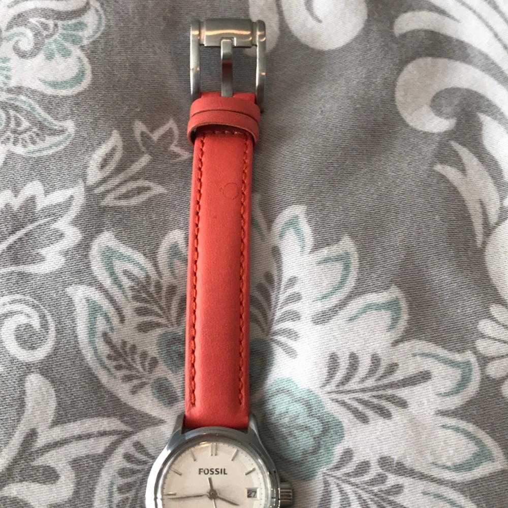 Watch - Picture 5 of 8